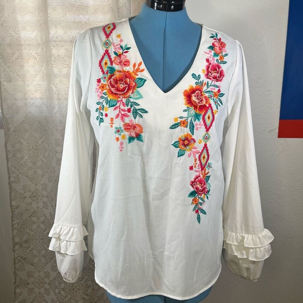 Savanna Jane White Boho Embroidered Floral Blouse V-neck size Large